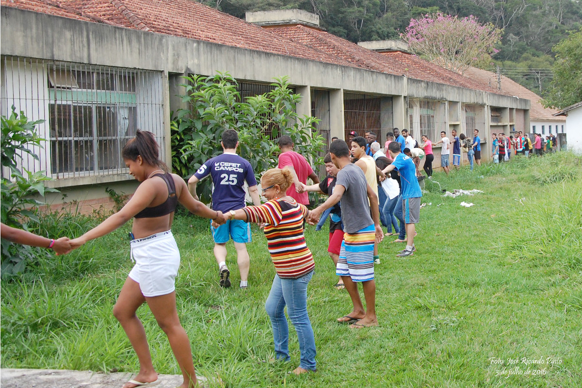 IFFluminense promove “Um abraço na Educação”