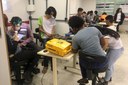 Alunos fazem apresentação de protótipos em laboratório do IFF Pádua