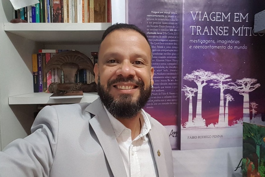 O professor Fabio Penna do IFF Pádua