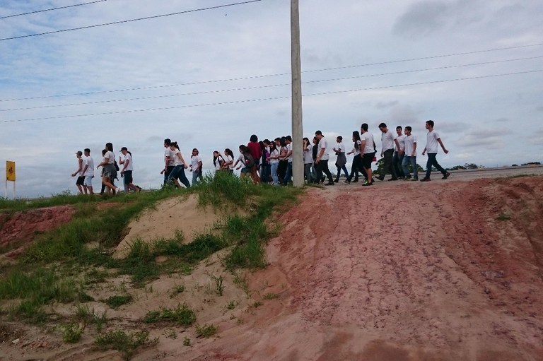 Estudantes promovem ações contra a PEC 55 2.jpg