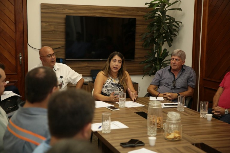 IFF participa de reunião sobre qualificação profissional com a Prefeitura de SJB e empresas do Porto