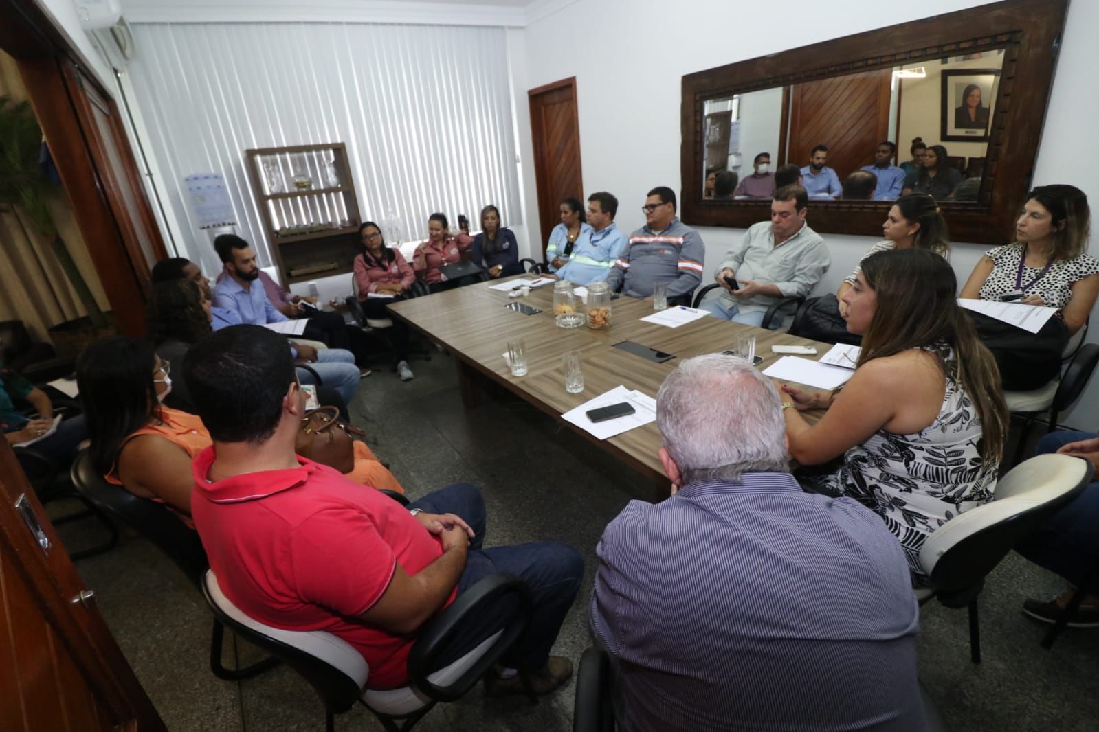 IFF participa de reunião sobre qualificação profissional com a Prefeitura de SJB e empresas do Porto