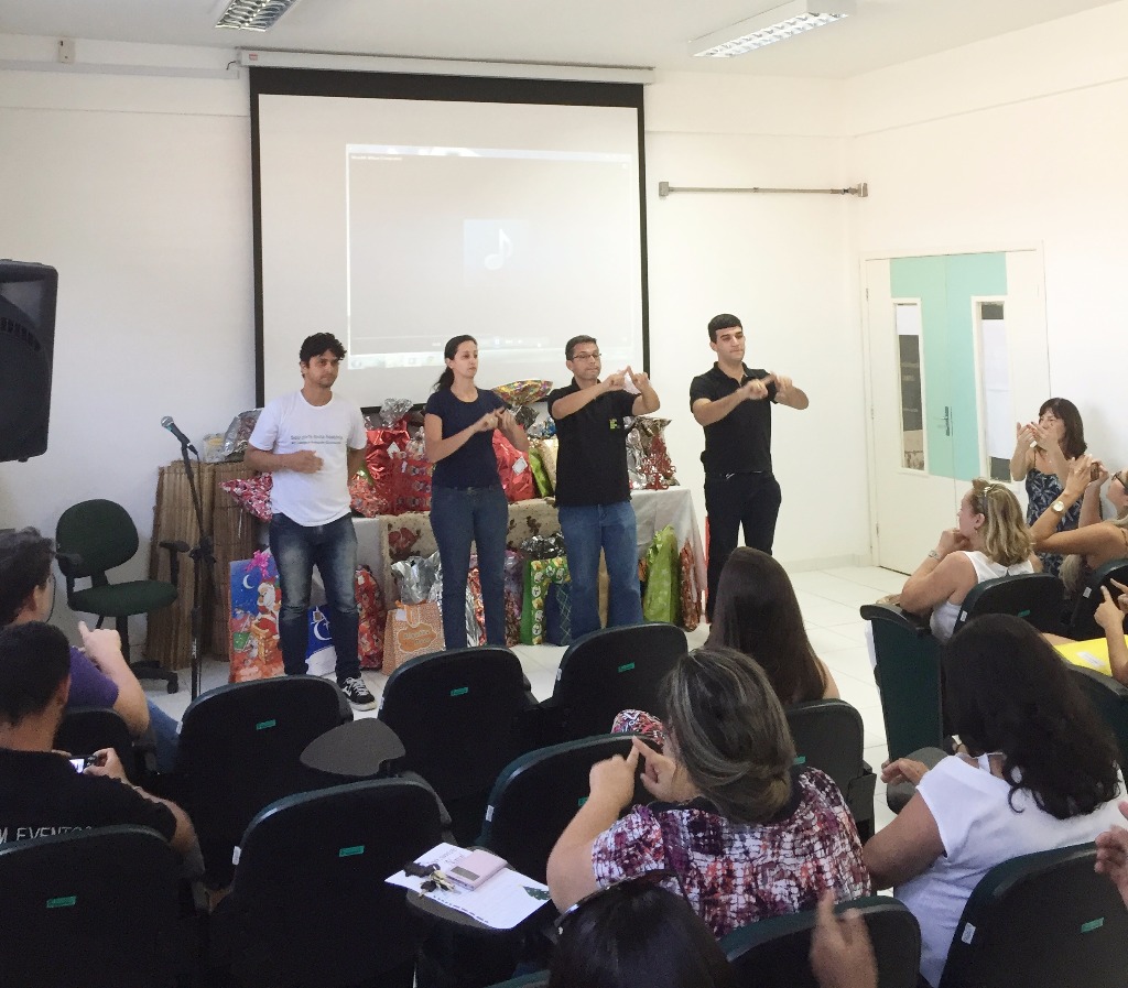 Servidores do Curso de Libras