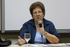 Professora Bernadete Gatti na palestra do Ciclo de Formação de Gestores.