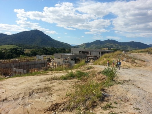 Campus Avançado Maricá acompanha obras de sua futura sede