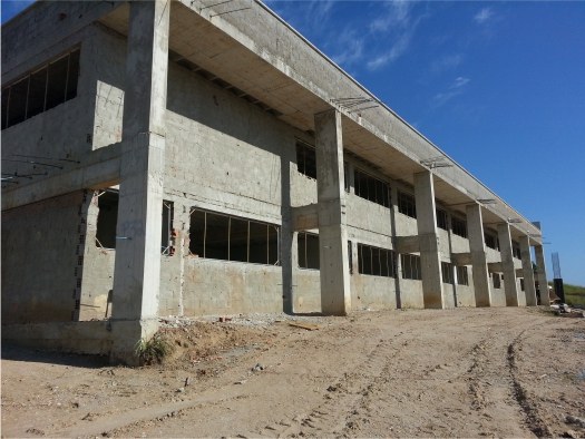 Campus Avançado Maricá acompanha obras de sua futura sede