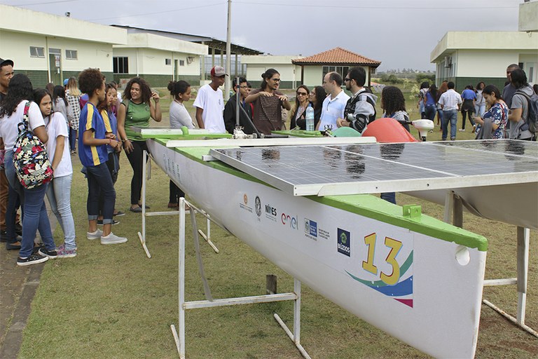 Campus Cabo Frio investe em projetos na área de energia solar