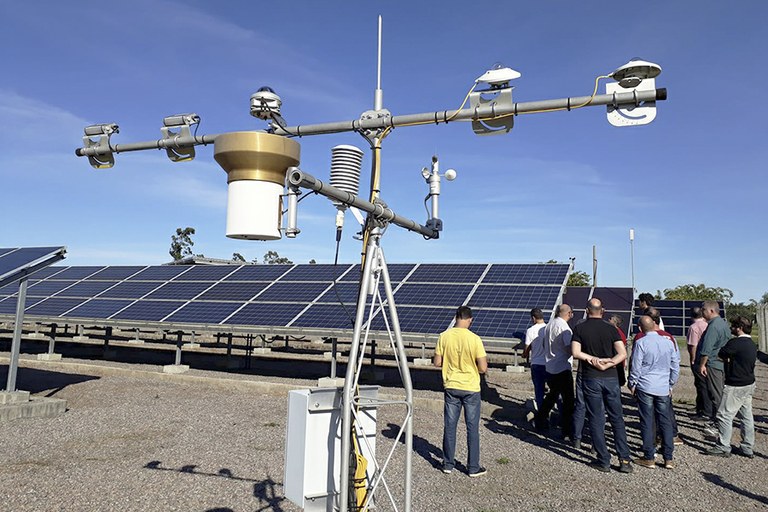 Campus Cabo Frio investe em projetos na área de energia solar