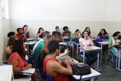 Palestra MADA (Mulheres que Amam Demais) no campus avançado Maricá.