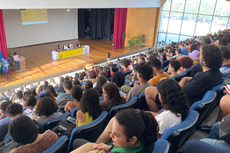 Estudantes e servidores lotaram o auditório do Centro de Convenções da Uenf (Fotos: Divulgação/IFF)