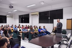 Professor Francisco Rapchan destacou a importância da interação entre academia, empresa e governo para a inovação (Fotos: Mayhara Barcelos)