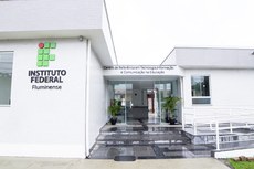 Fachada da nova sede do Centro de Referência, em Campos (Foto: Tiago Quintes/IFF).