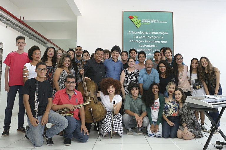 Comemoração dos 108 anos da Rede Federal conta com apresentação do coral do Campus Macaé