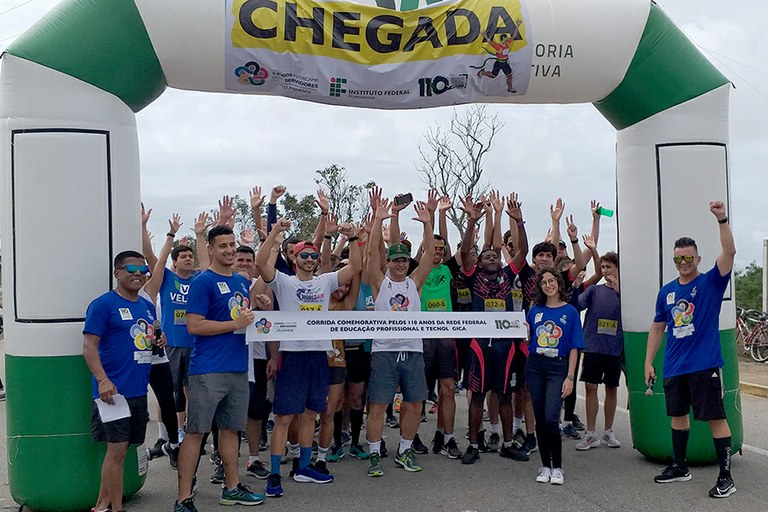 IFF comemora 110 anos de história com corrida de 5 km, em Campos-RJ