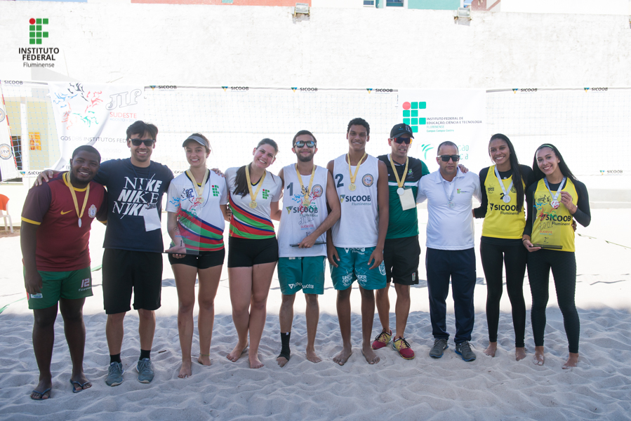 IFF conquista medalha de ouro no vôlei de areia masculino