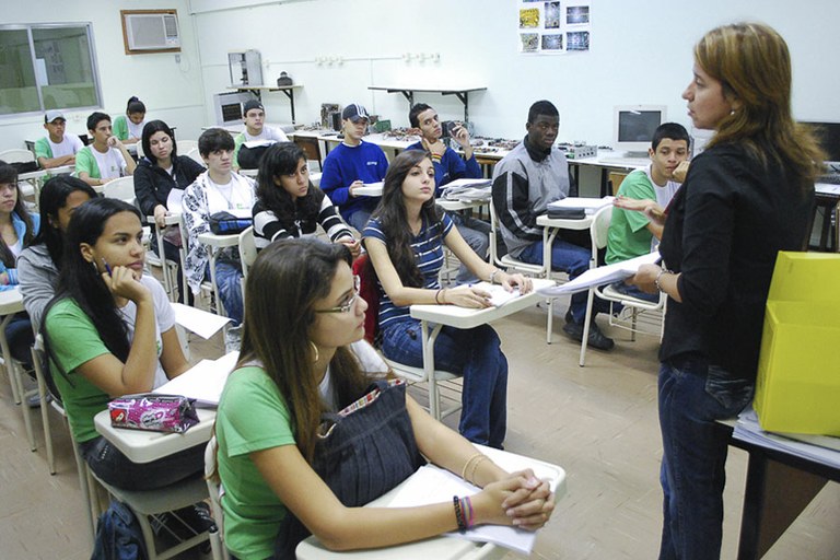 IFF publica portaria sobre necessidade de vacinação completa contra a covid-19 para trabalho presencial