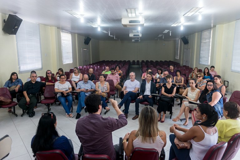 Propostas para melhoria da educação são apresentadas em encontro entre dirigentes do ensino superior de Campos