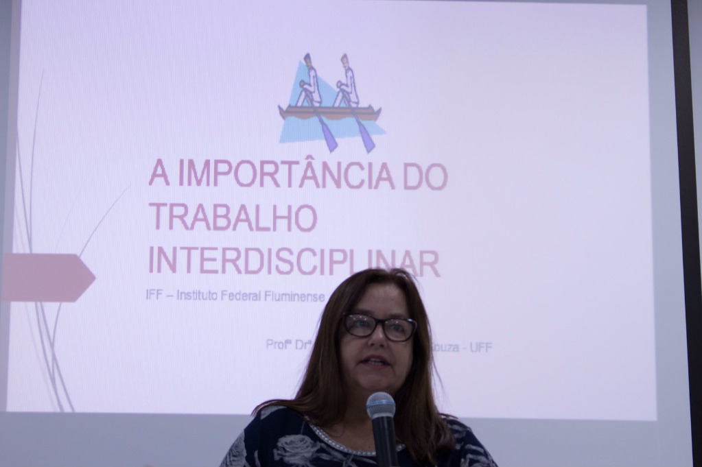 Seminário discute a importância do trabalho interdisciplinar para a permanência de estudantes