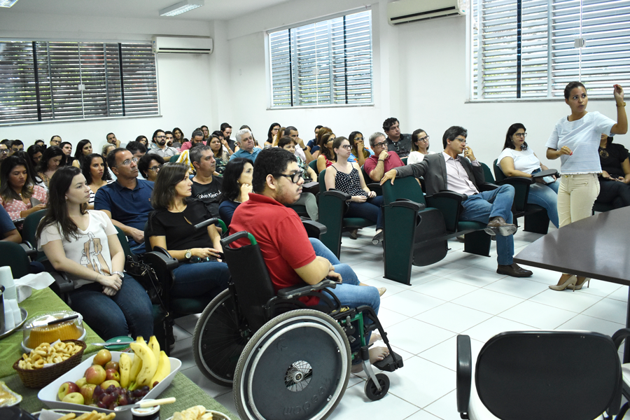 Servidores da Reitoria participam de Café com o Reitor