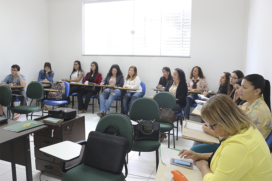 Servidores do Serviço Social do IFFluminense participam de curso de capacitação